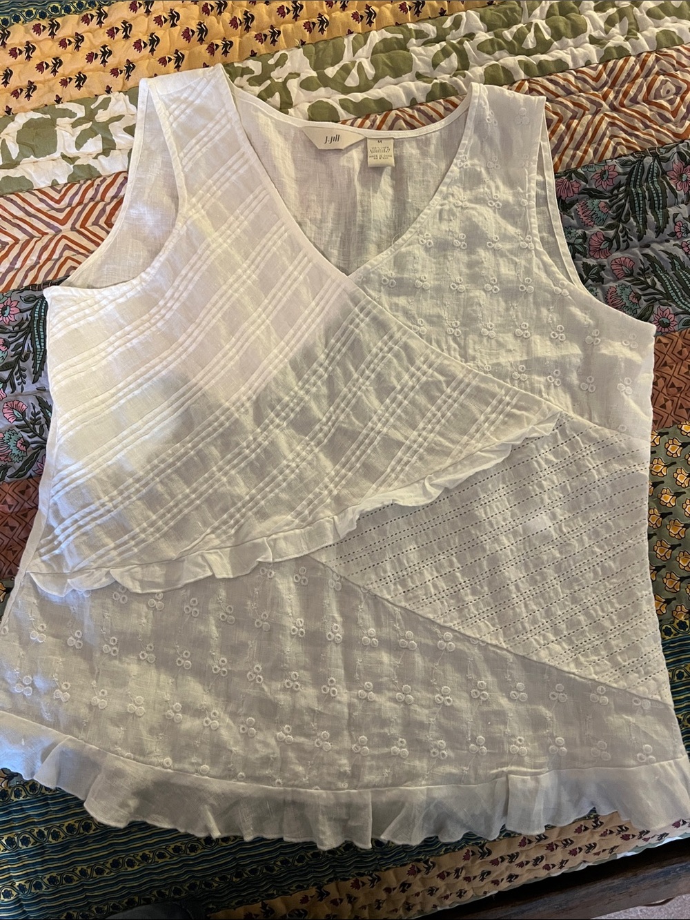 J. Jill White Eyelet V-Neck Sleeveless Camisole - Picture 5 of 6
